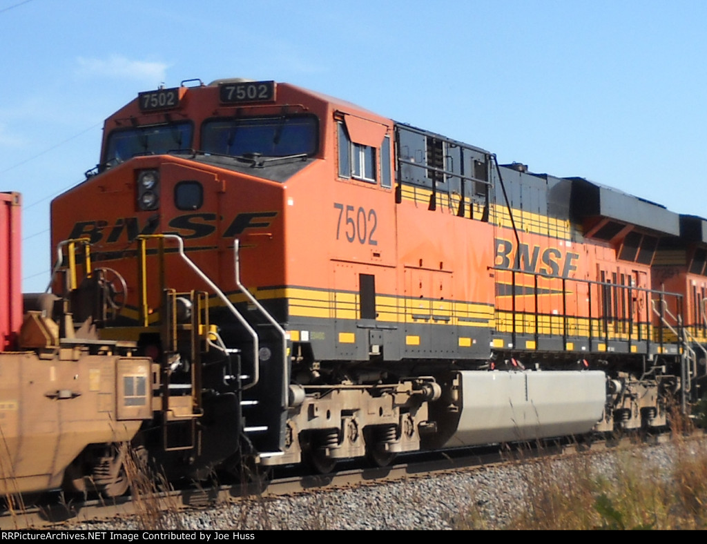 BNSF 7502